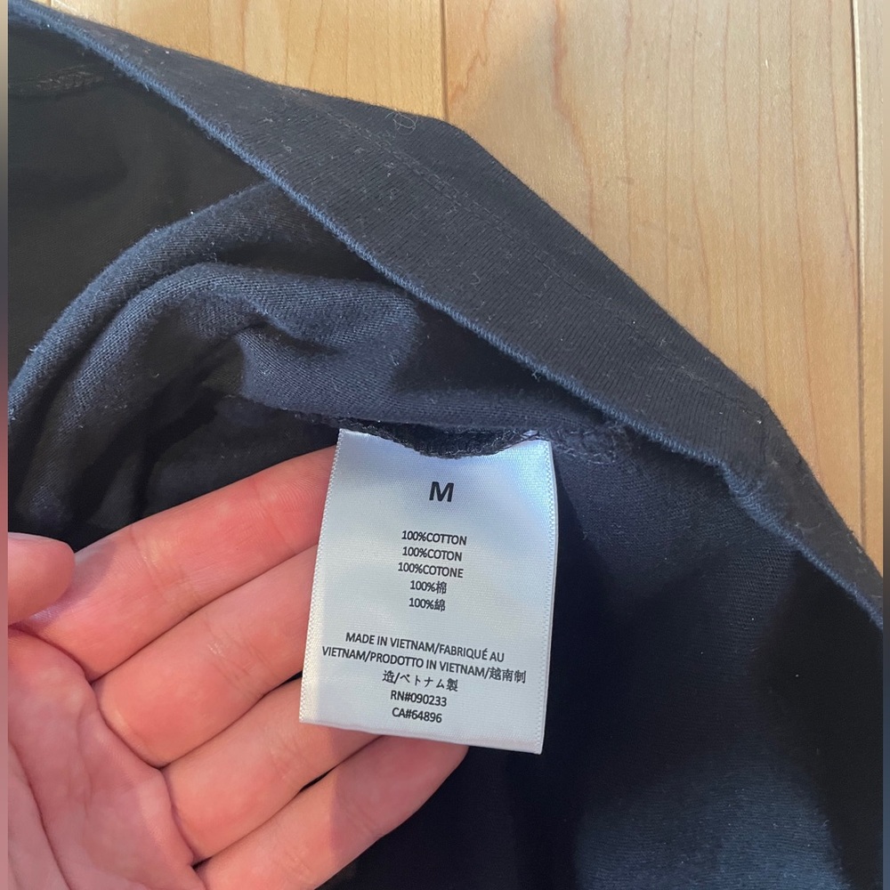 Essentials Fear Of God Black Tee - Picture 3 of 4